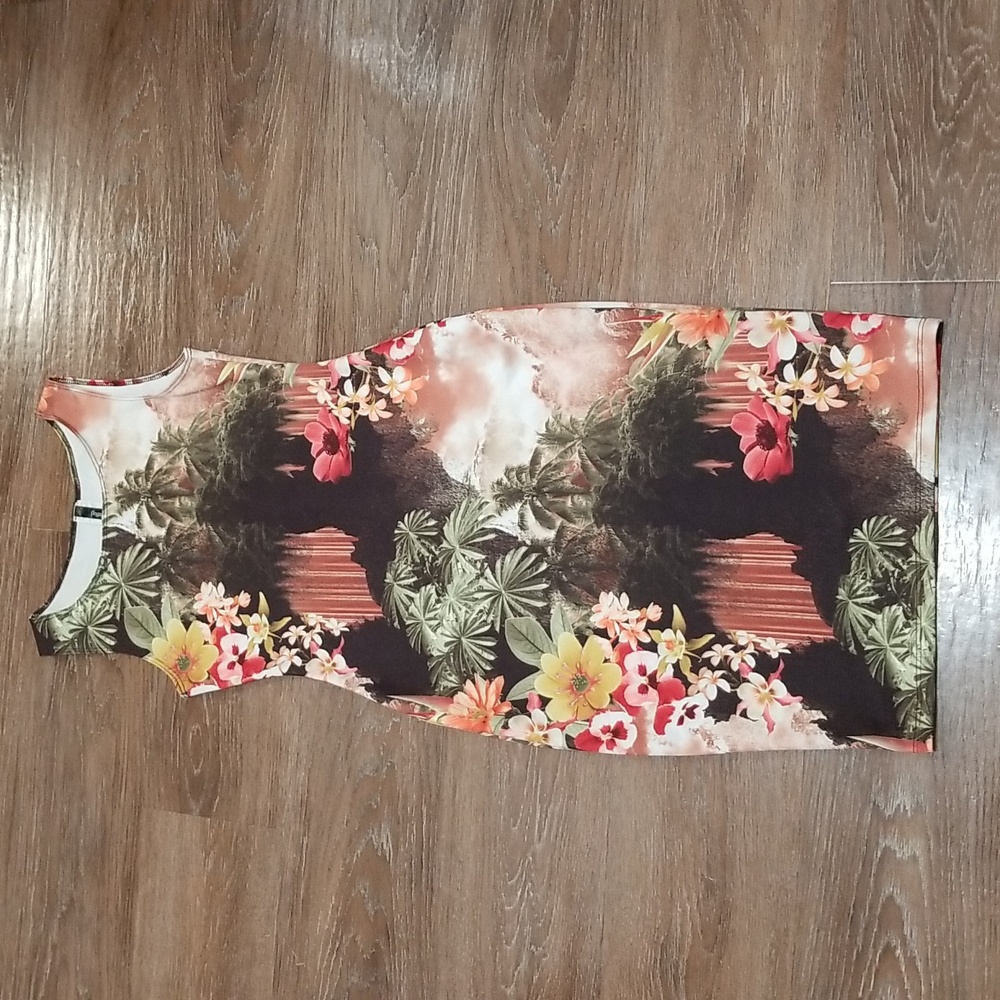 (M) Eleganzarella Fitted Bodycon Dress Graphic Tropic Resortwear Beach Garden